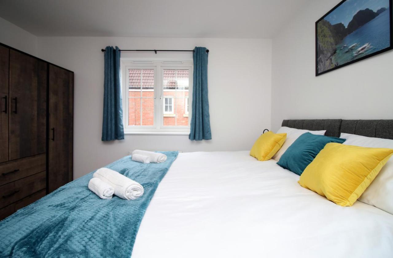 Delft - Spacious Home, High Speed Wi-Fi, Free Parking, Terrace Суиндон Экстерьер фото